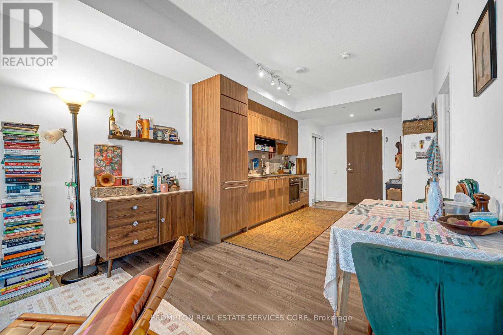 208 - 90 Queens Wharf Road, Toronto, Ontario  M5V 0E6 - Photo 20 - C13758050