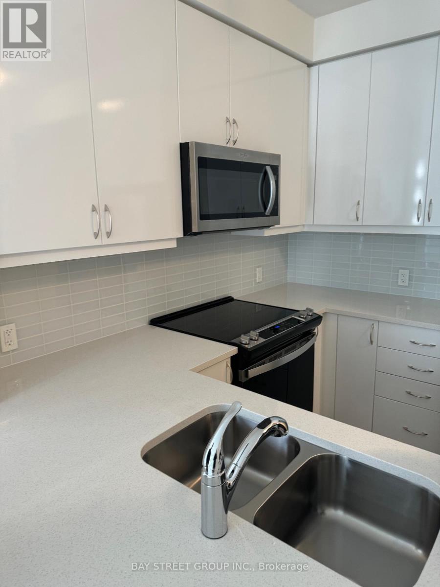 1006 - 4955 Yonge Street, Toronto, Ontario  M2N 0L8 - Photo 4 - C13758058