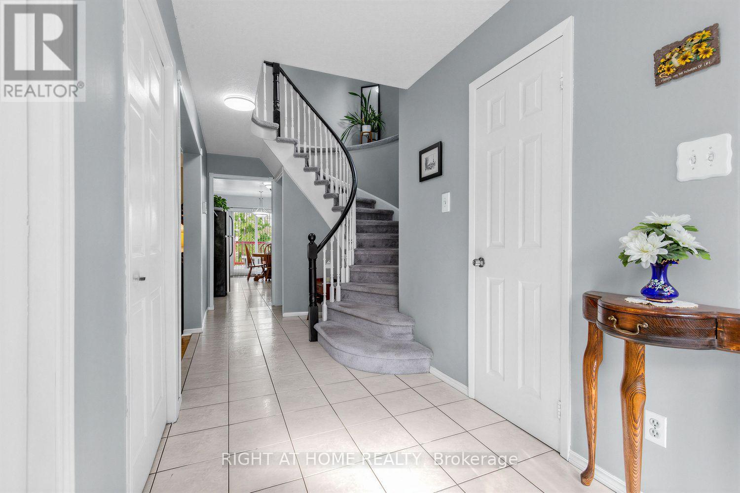 1507 Woodruff Crescent, Pickering, Ontario  L1V 3S5 - Photo 8 - E13758004