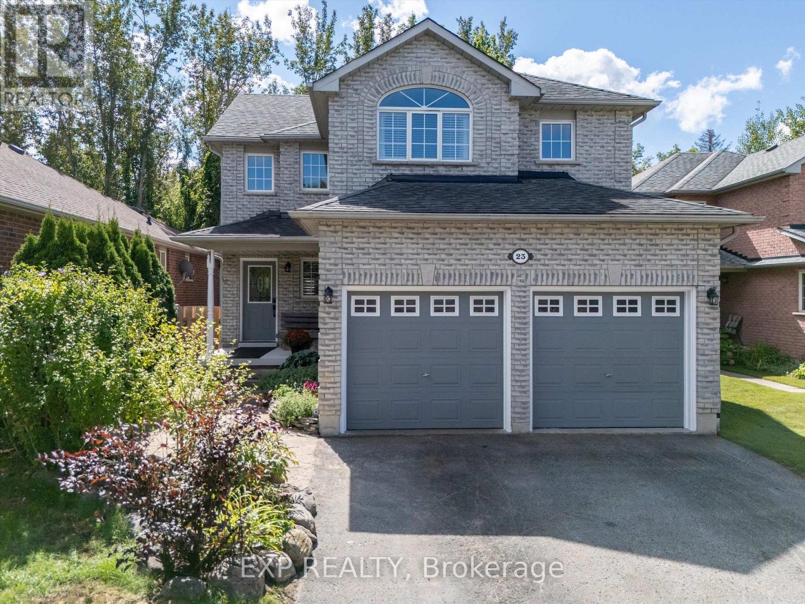 23 MCKENZIE CRESCENT, Barrie, Ontario