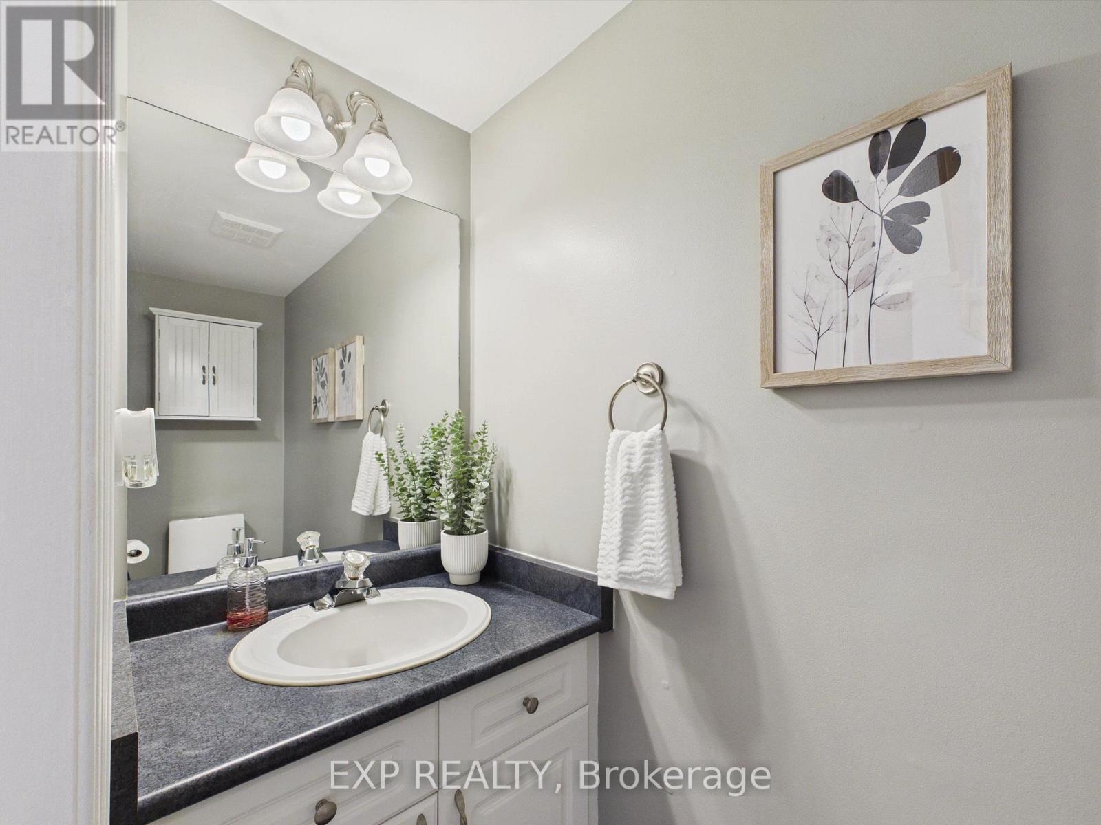 23 Mckenzie Crescent, Barrie, Ontario  L4N 5R5 - Photo 15 - S13758062