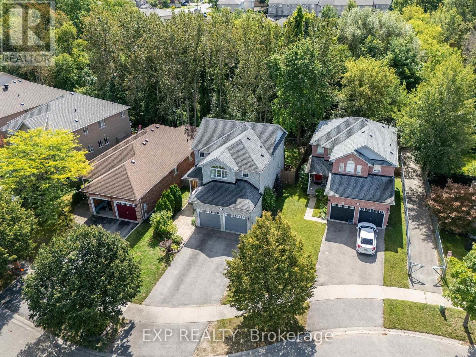23 Mckenzie Crescent, Barrie, Ontario  L4N 5R5 - Photo 2 - S13758062