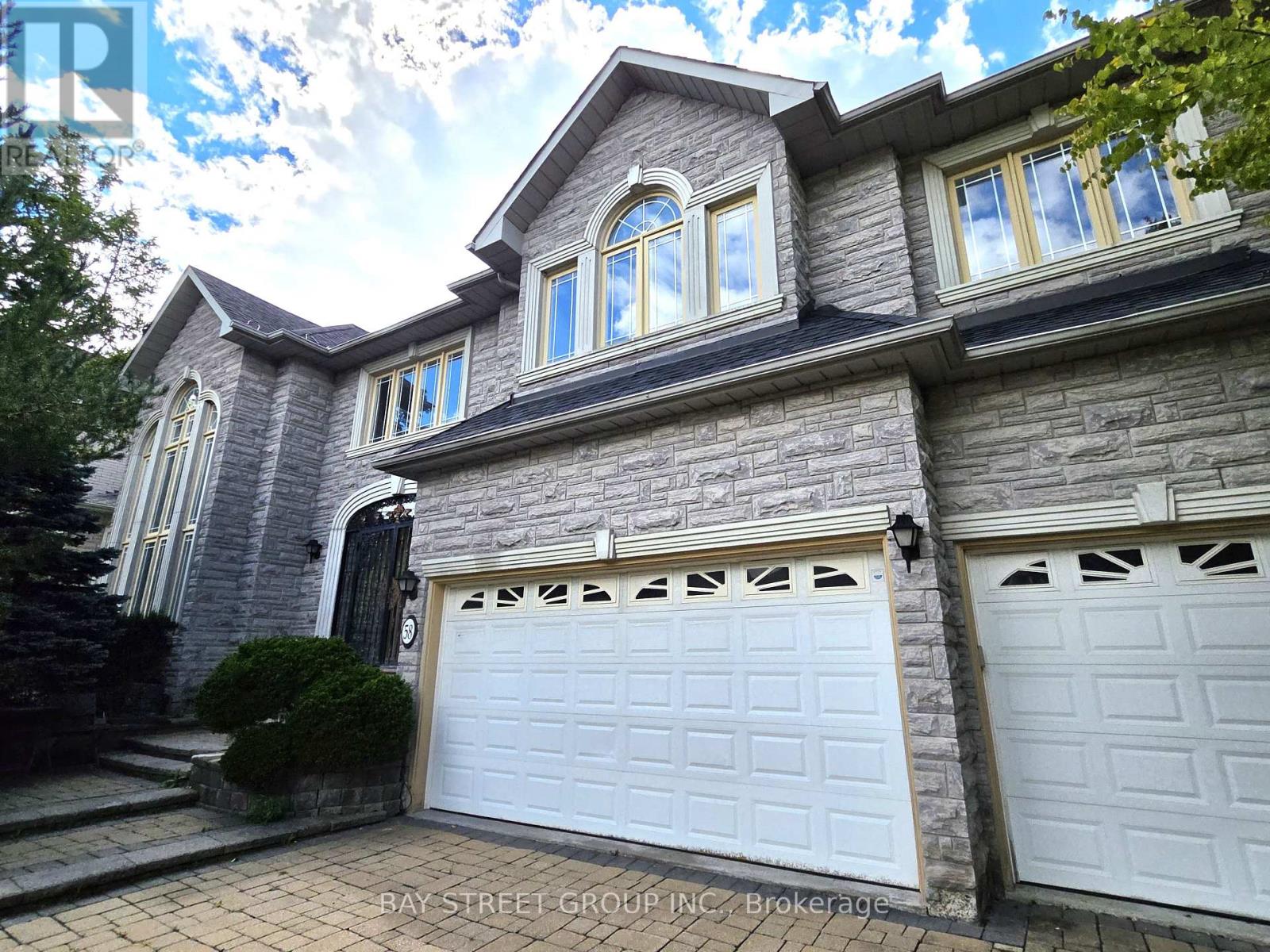 58 Bowan Court, Toronto, Ontario  M2K 3A7 - Photo 2 - C13748120