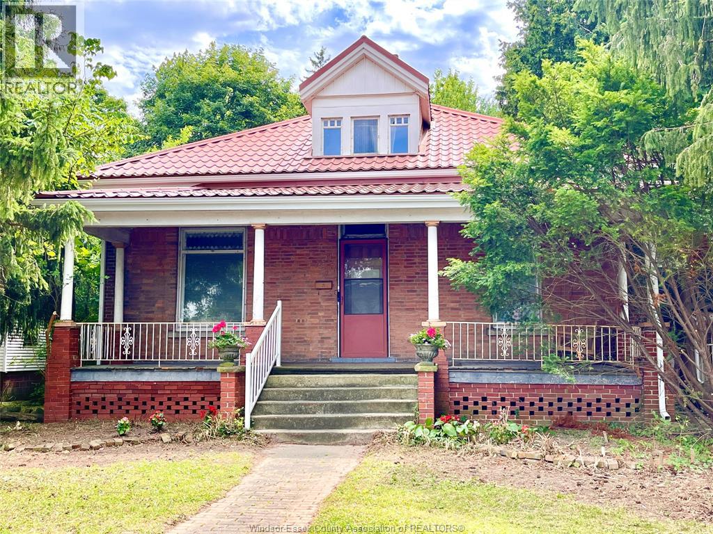 62 LACROIX STREET, Chatham, Ontario