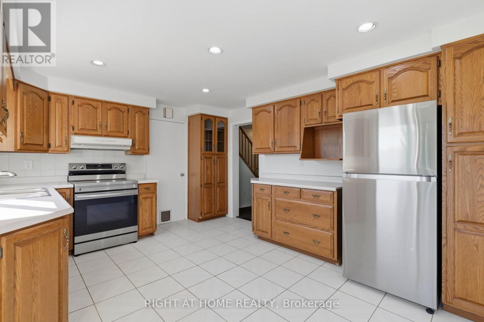 724 Notre Dame Drive, London South, Ontario  N6J 3B6 - Photo 13 - X13758072