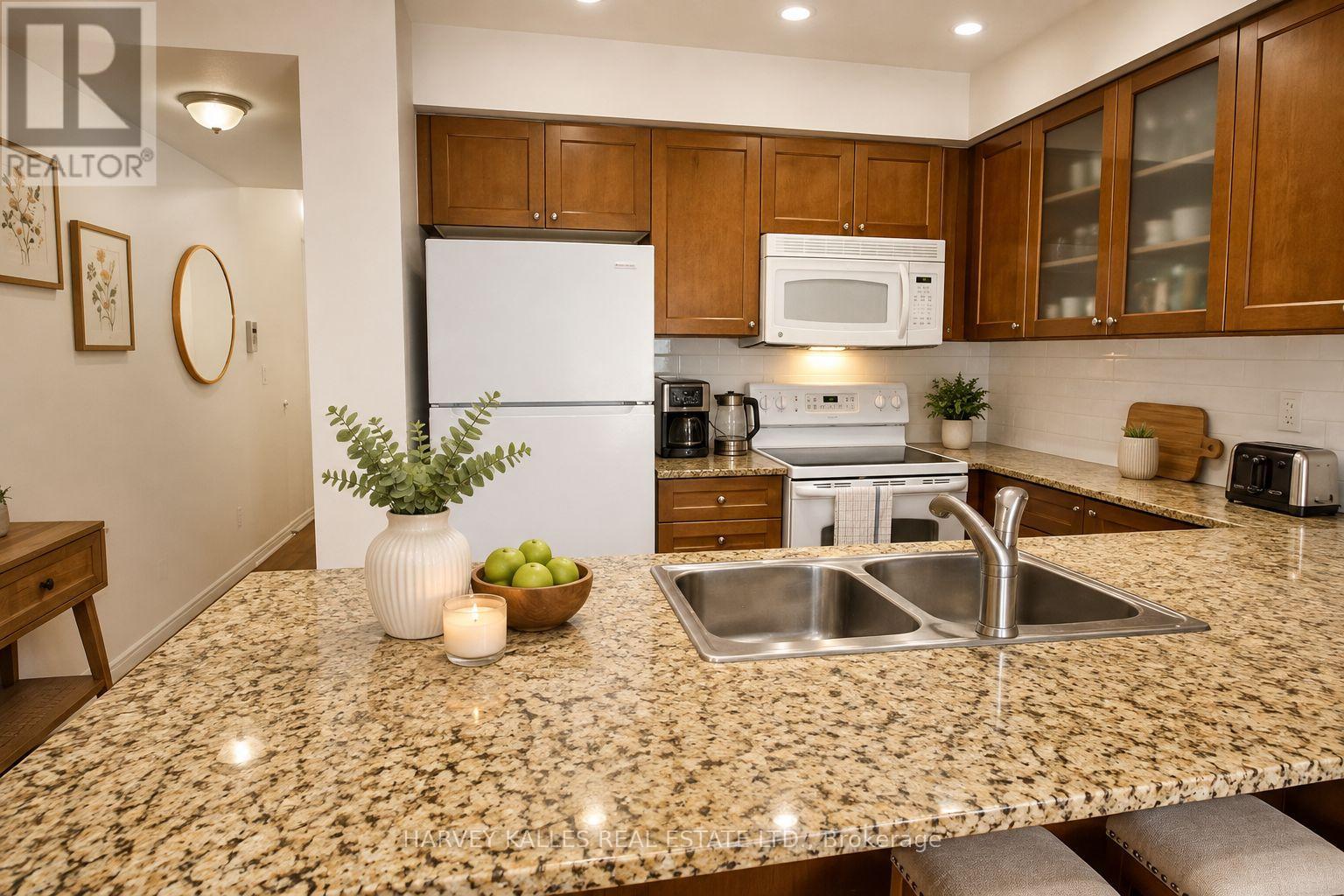 707 - 761 Bay Street S, Toronto, Ontario  M5G 2R2 - Photo 10 - C13758074