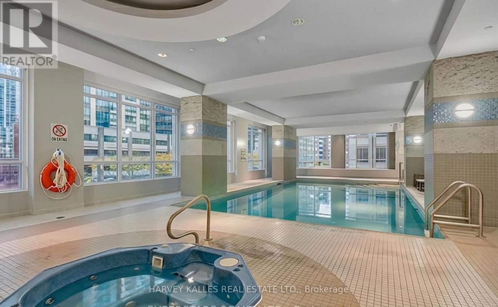 707 - 761 Bay Street S, Toronto, Ontario  M5G 2R2 - Photo 16 - C13758074