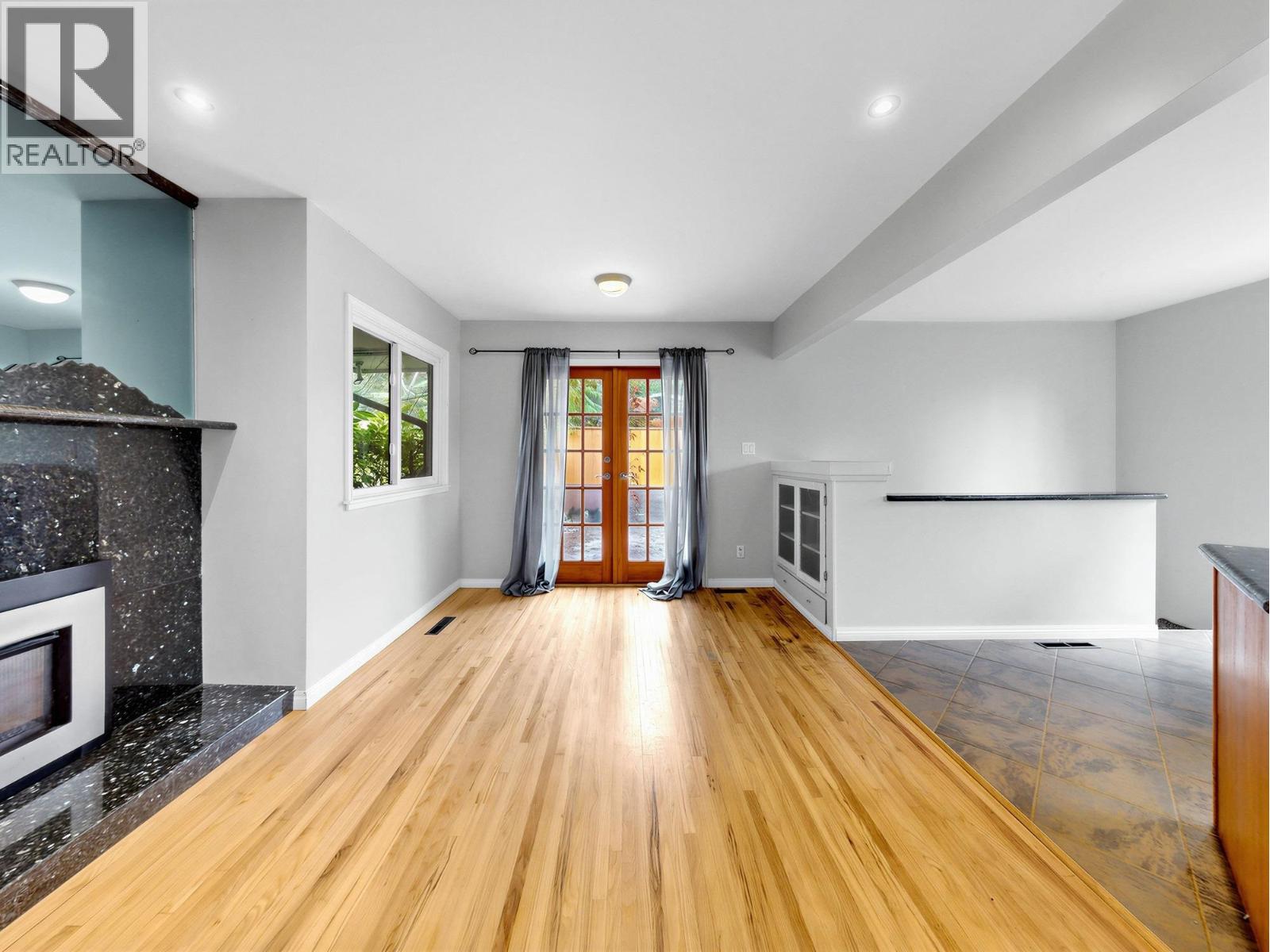 2155 Mohawk Avenue, Coquitlam, British Columbia V3J 6V3 - Photo 7 - R3162763