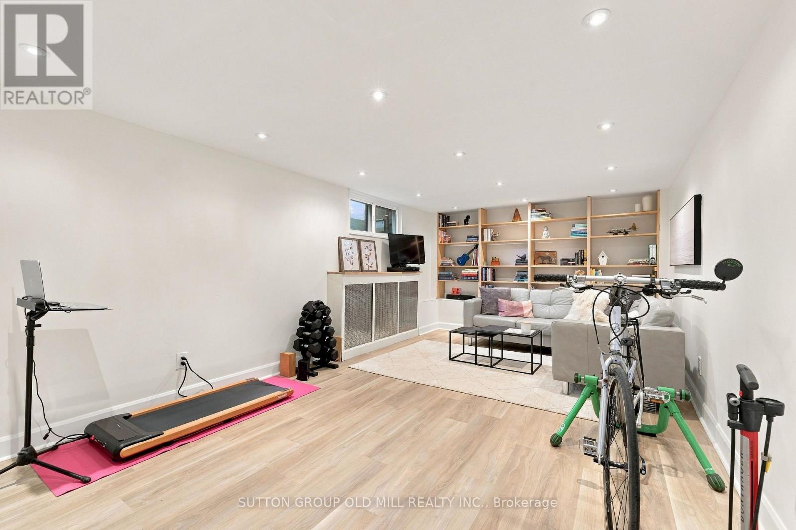 10 Queens Avenue, Toronto, Ontario  M8V 2N1 - Photo 32 - W13758096