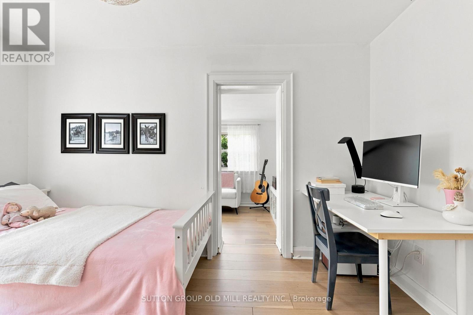 10 Queens Avenue, Toronto, Ontario  M8V 2N1 - Photo 25 - W13758096