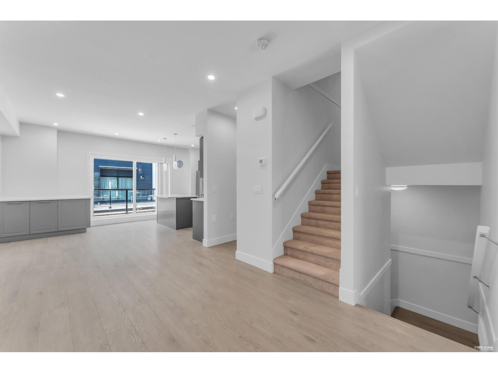 180 2277 Oak Meadows Drive, Surrey, British Columbia  V3Z 0W6 - Photo 11 - R3158992