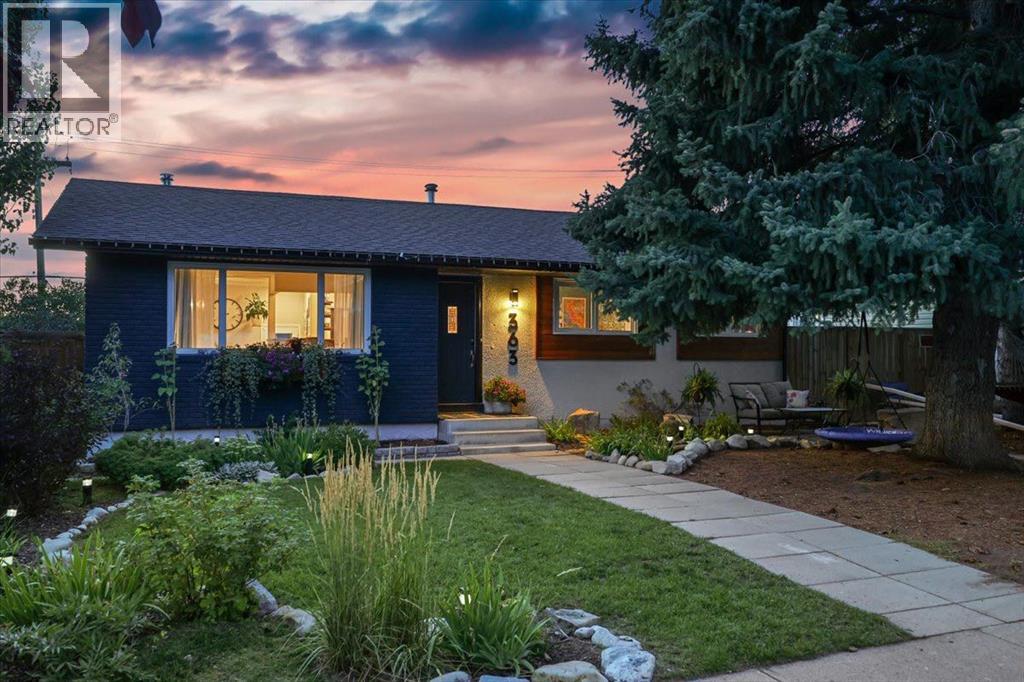 363 Queensland Drive SE, Calgary, Alberta  T2J 4G3 - Photo 1 - A2342719