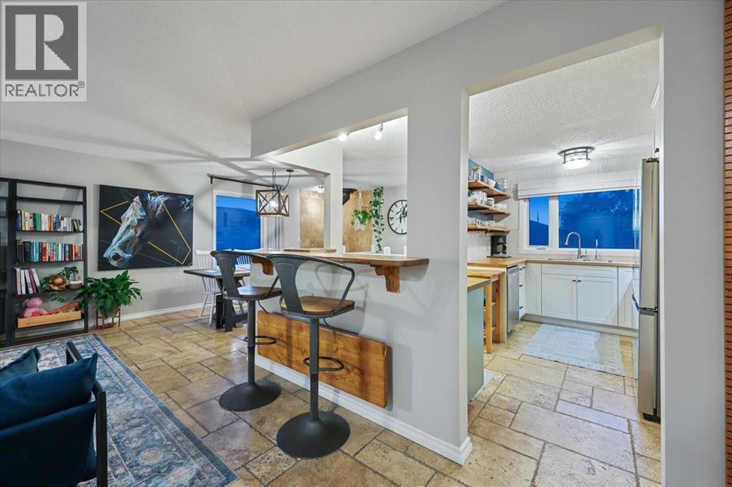 363 Queensland Drive SE, Calgary, Alberta  T2J 4G3 - Photo 17 - A2342719
