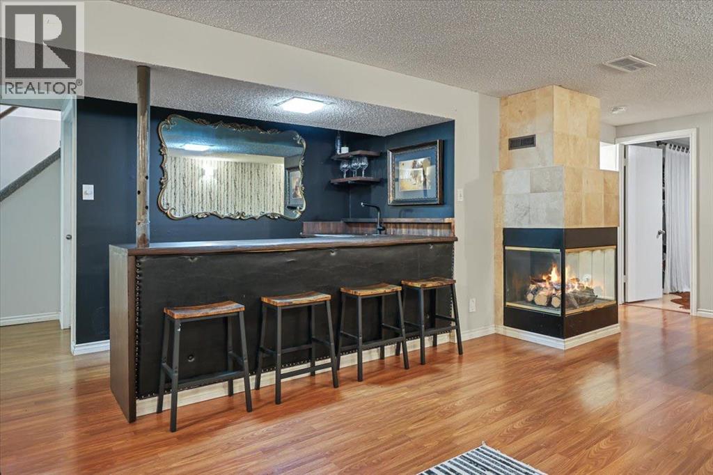 363 Queensland Drive SE, Calgary, Alberta  T2J 4G3 - Photo 28 - A2342719
