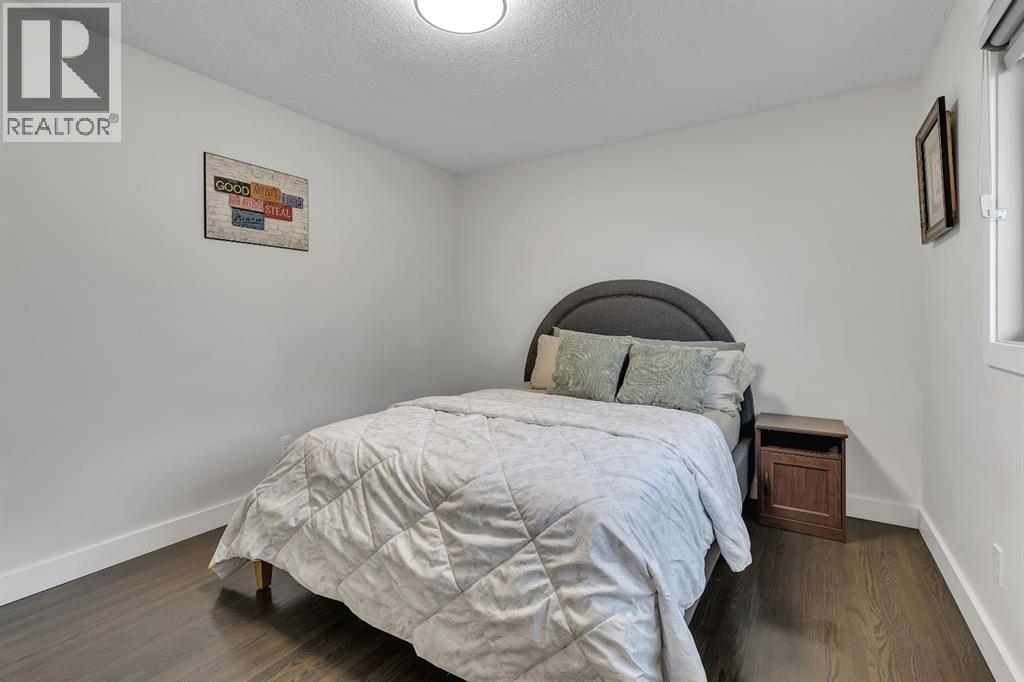 3 Cardiff Drive NW, Calgary, Alberta  T2K 1R4 - Photo 27 - A2343161