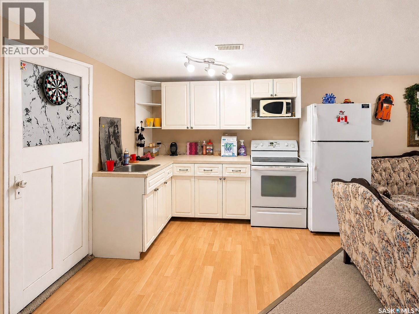 1438 D Avenue N, Saskatoon, Saskatchewan  S7L 1P4 - Photo 20 - SK047917