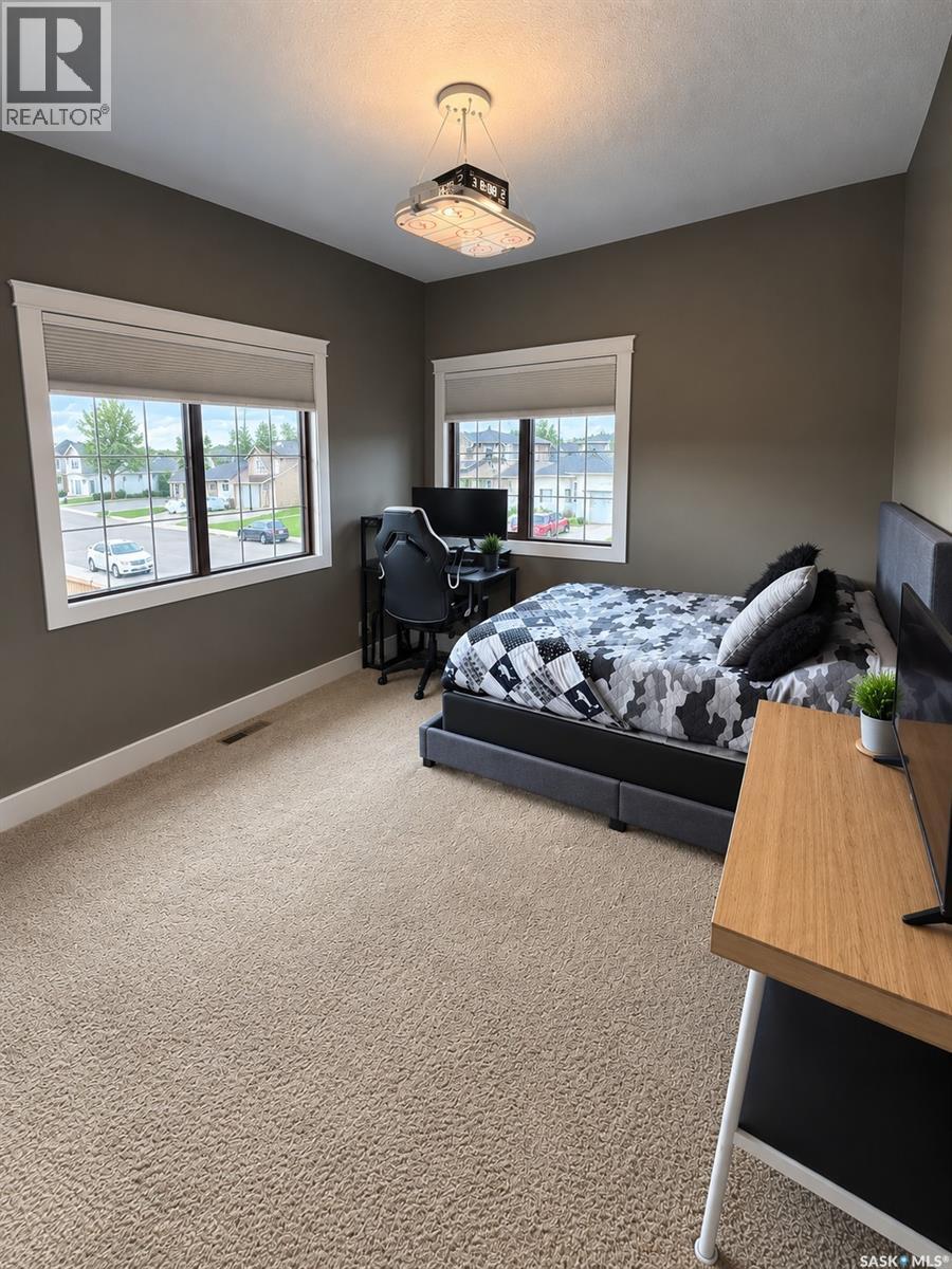 700 Balmoral Bay, Swift Current, Saskatchewan  S9H 5M9 - Photo 19 - SK047905
