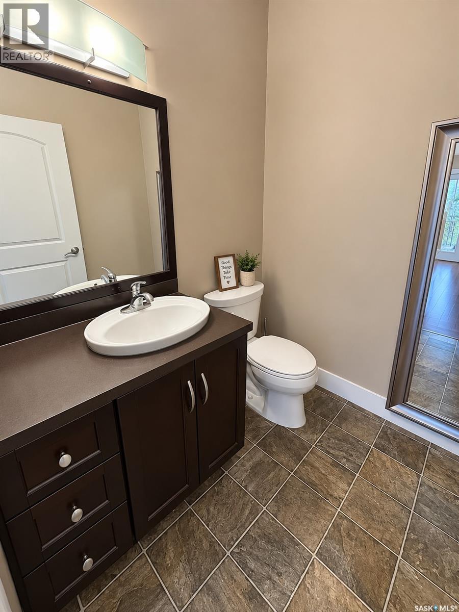 700 Balmoral Bay, Swift Current, Saskatchewan  S9H 5M9 - Photo 26 - SK047905