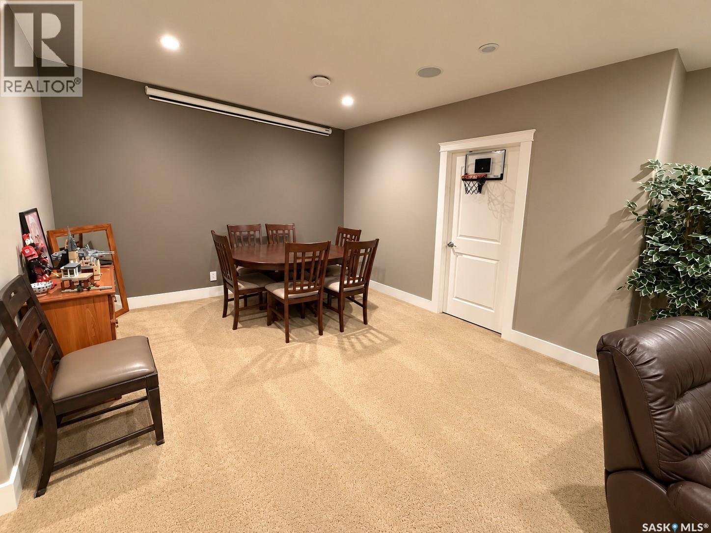 700 Balmoral Bay, Swift Current, Saskatchewan  S9H 5M9 - Photo 31 - SK047905