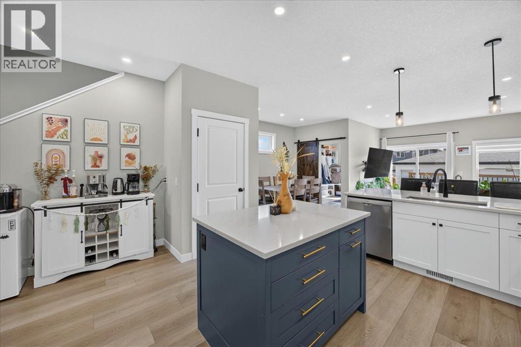 4620 81 Street Nw, Calgary, Alberta  T3B 2P6 - Photo 6 - A2325957
