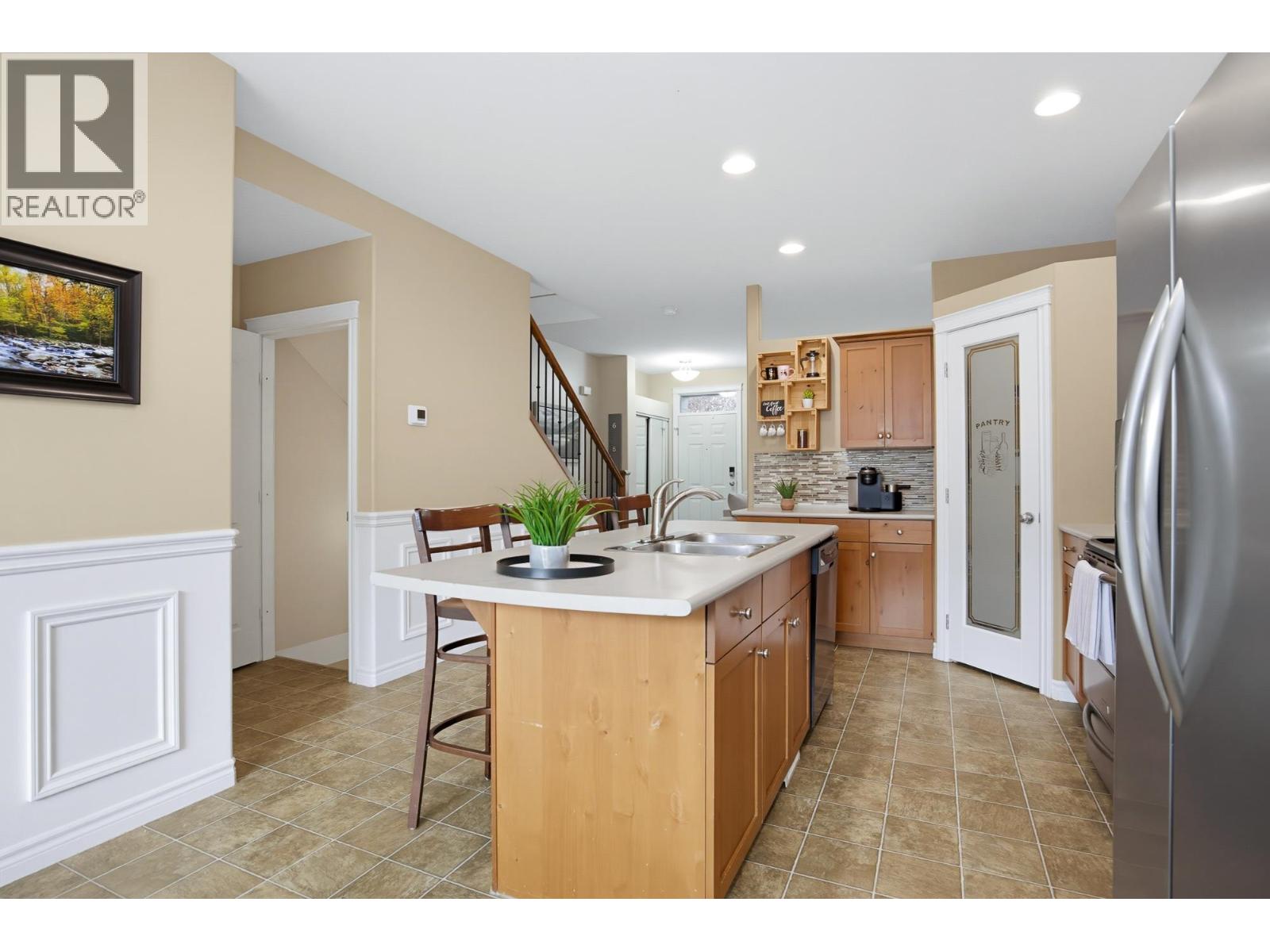 24360 102a Avenue, Maple Ridge, British Columbia  V2W 2E3 - Photo 10 - R3161207