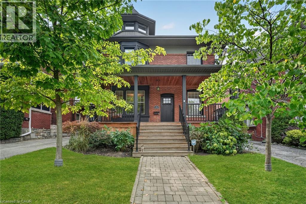 16 BEULAH Avenue, Hamilton, Ontario