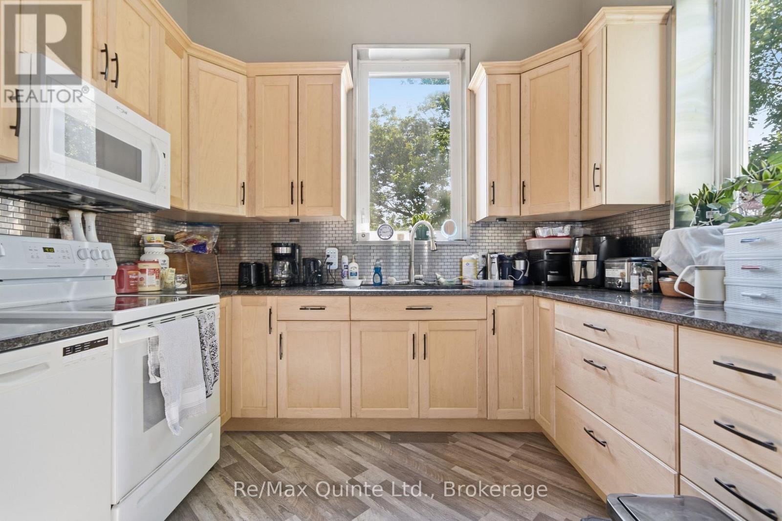 4611 Old Highway 2, Belleville, Ontario  K8N 4Z4 - Photo 12 - X13758192