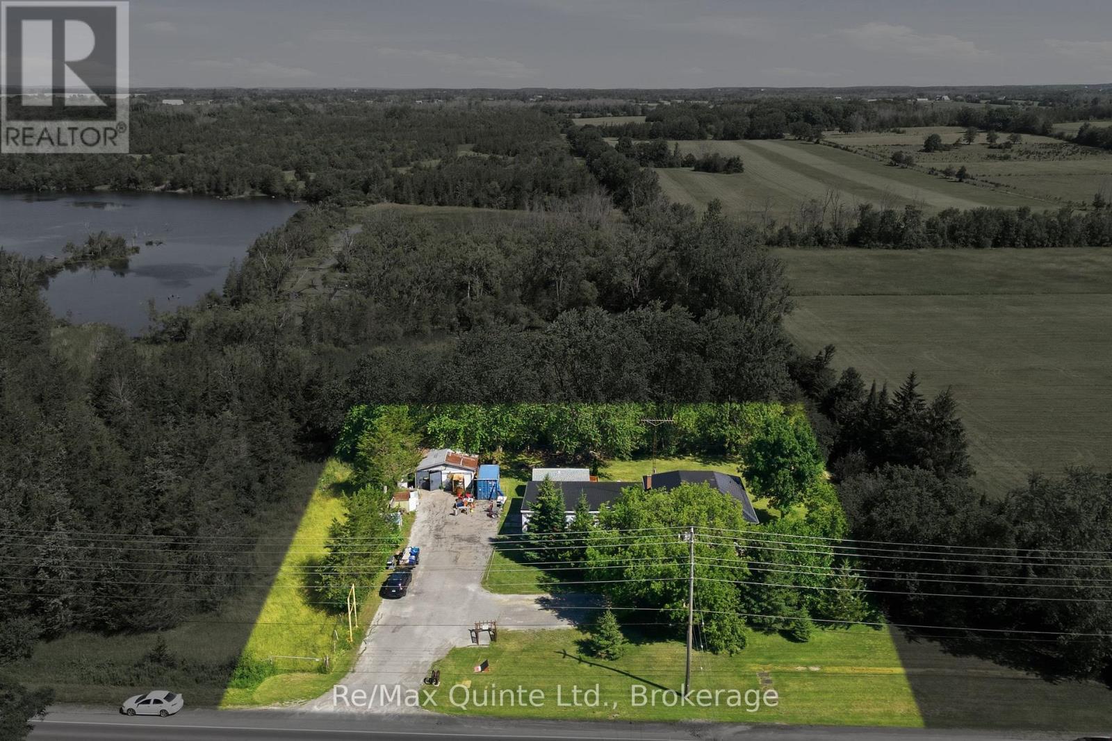 4611 Old Highway 2, Belleville, Ontario  K8N 4Z4 - Photo 2 - X13758192
