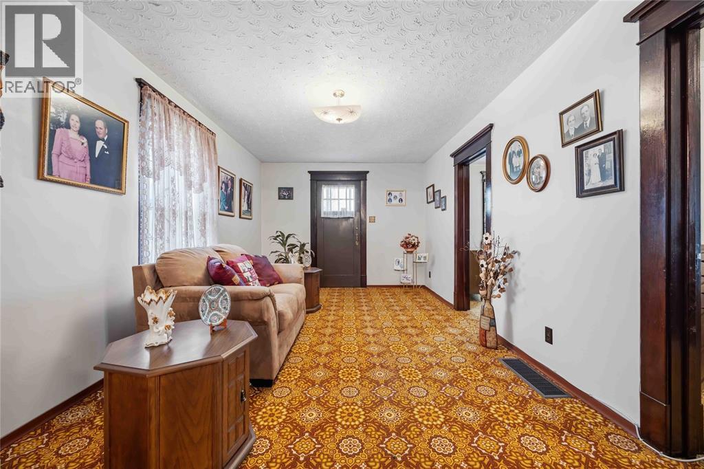 873 Michigan Avenue, Sarnia, Ontario  N7V 1L7 - Photo 5 - 26021944