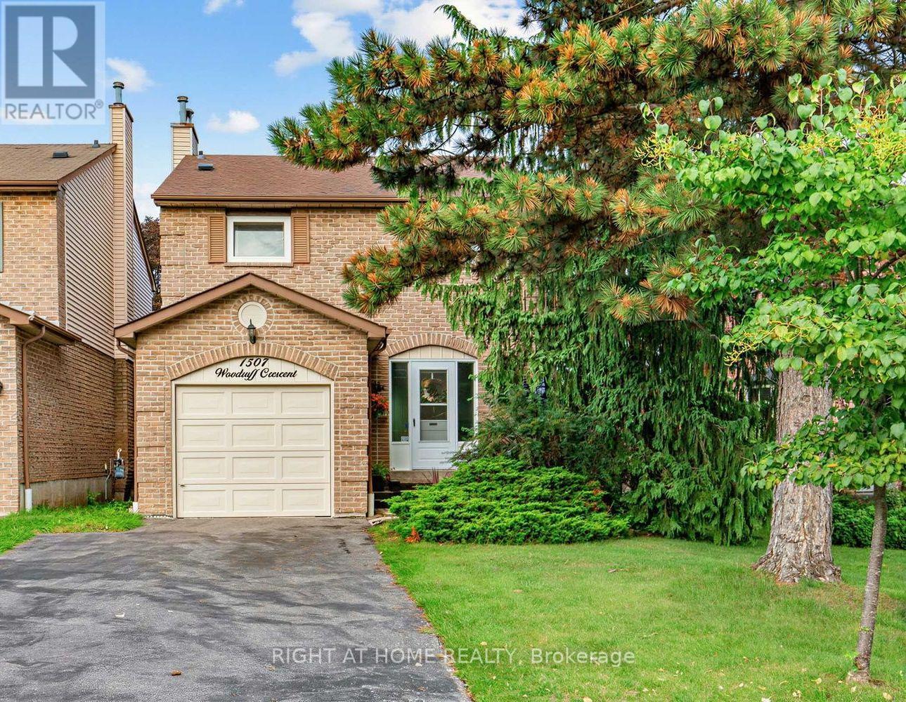 1507 Woodruff Crescent, Pickering, Ontario  L1V 3S5 - Photo 2 - E13758004
