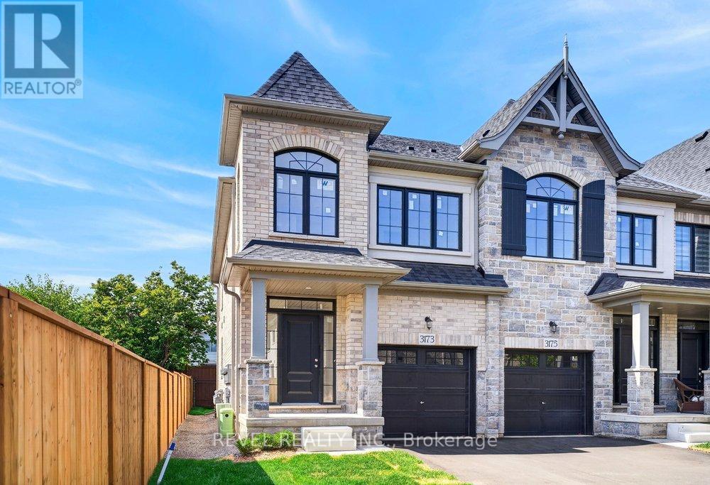 3173 Maplehill Drive, Burlington, Ontario L7N 2W3 - Photo 3 - W13446812