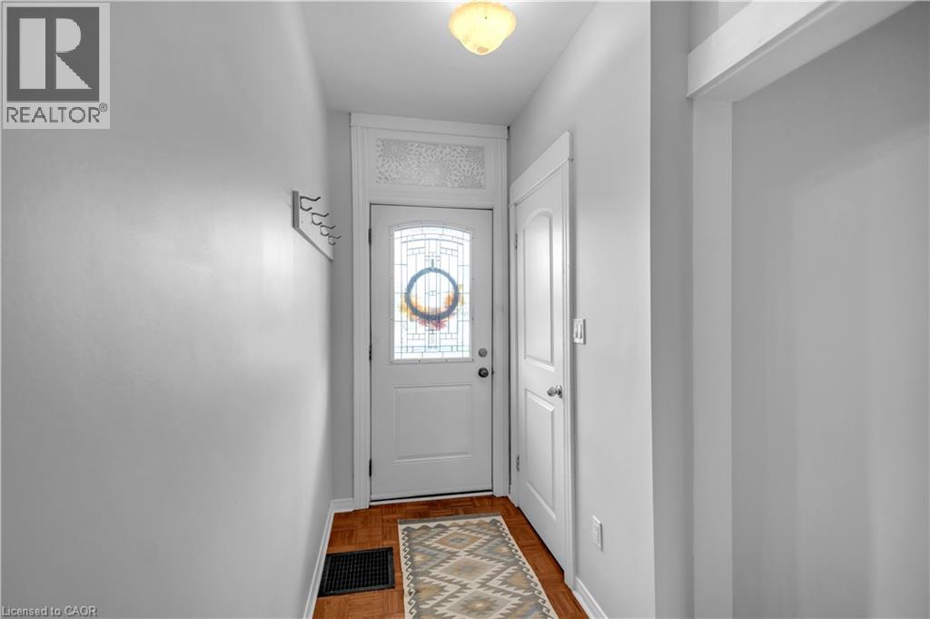 123 Hillyard Street, Hamilton, Ontario  L8L 6B5 - Photo 4 - 40860939
