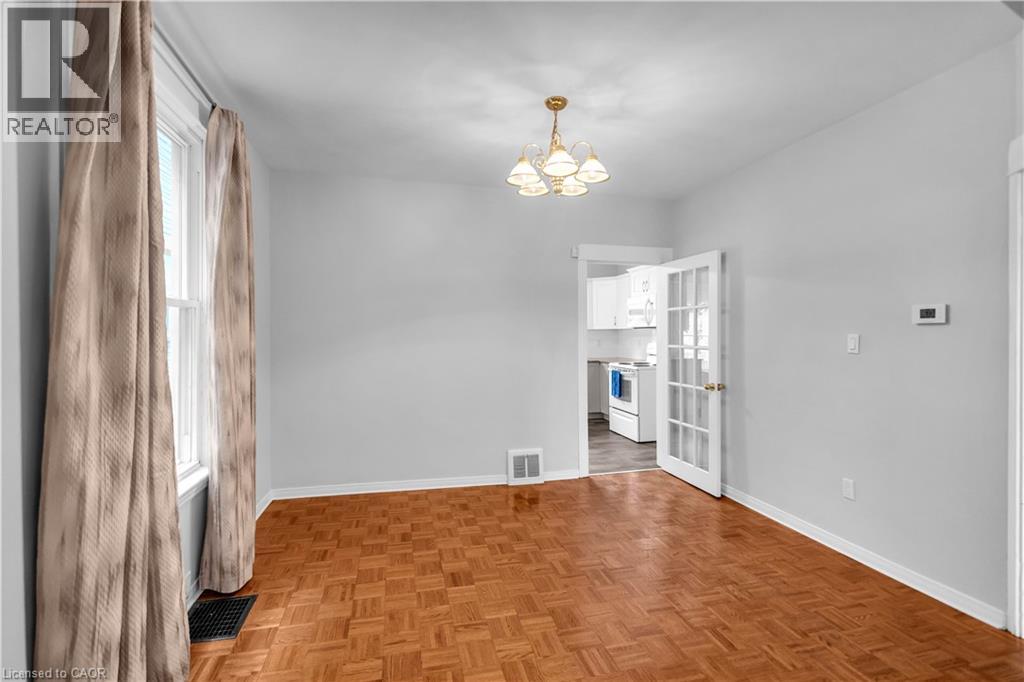 123 Hillyard Street, Hamilton, Ontario  L8L 6B5 - Photo 6 - 40860939