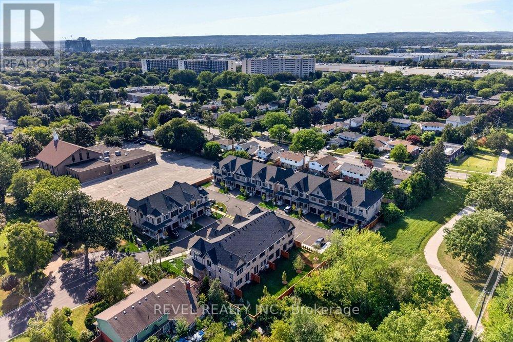 3173 Maplehill Drive, Burlington, Ontario L7N 2W3 - Photo 47 - W13446812
