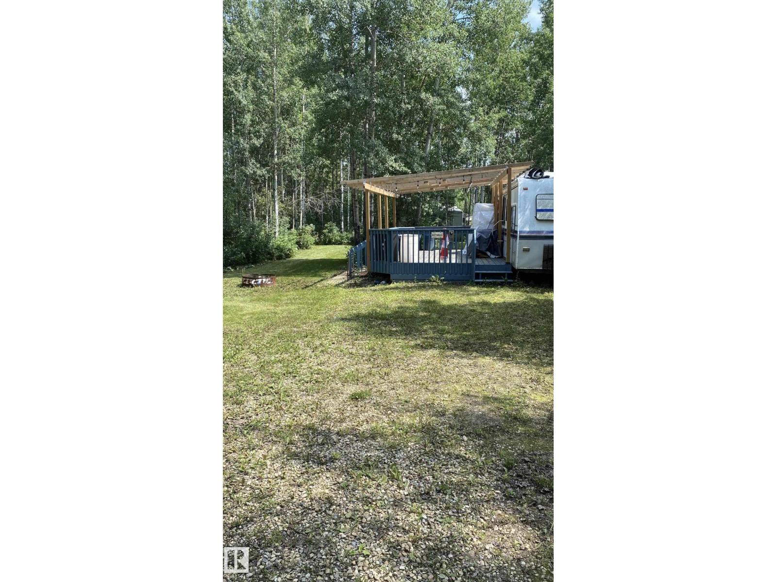 7 village west, Rural Wetaskiwin County, Alberta
