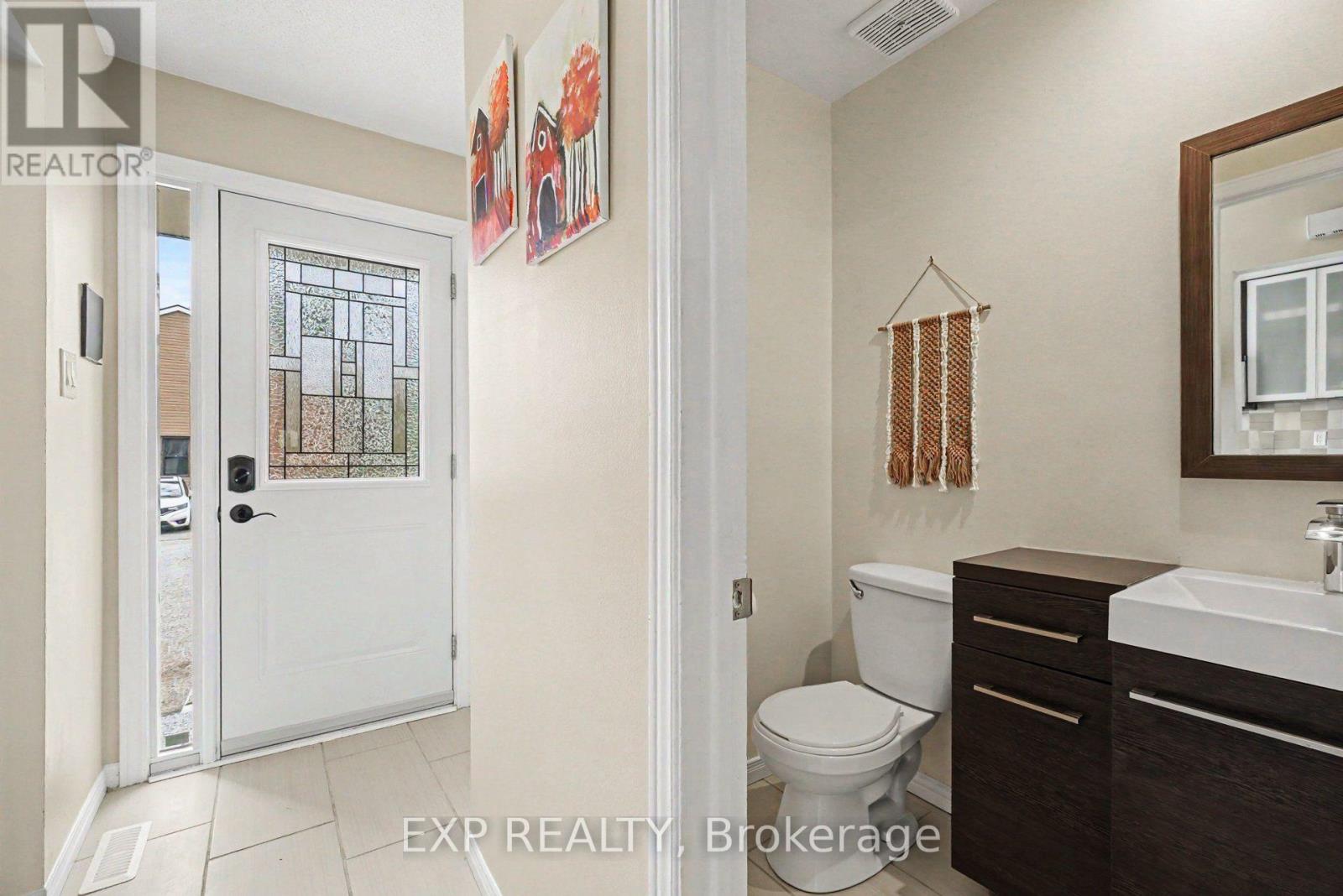 35 - 2030 Kelden Crescent, Ottawa, Ontario  K1B 4X9 - Photo 3 - X13758228