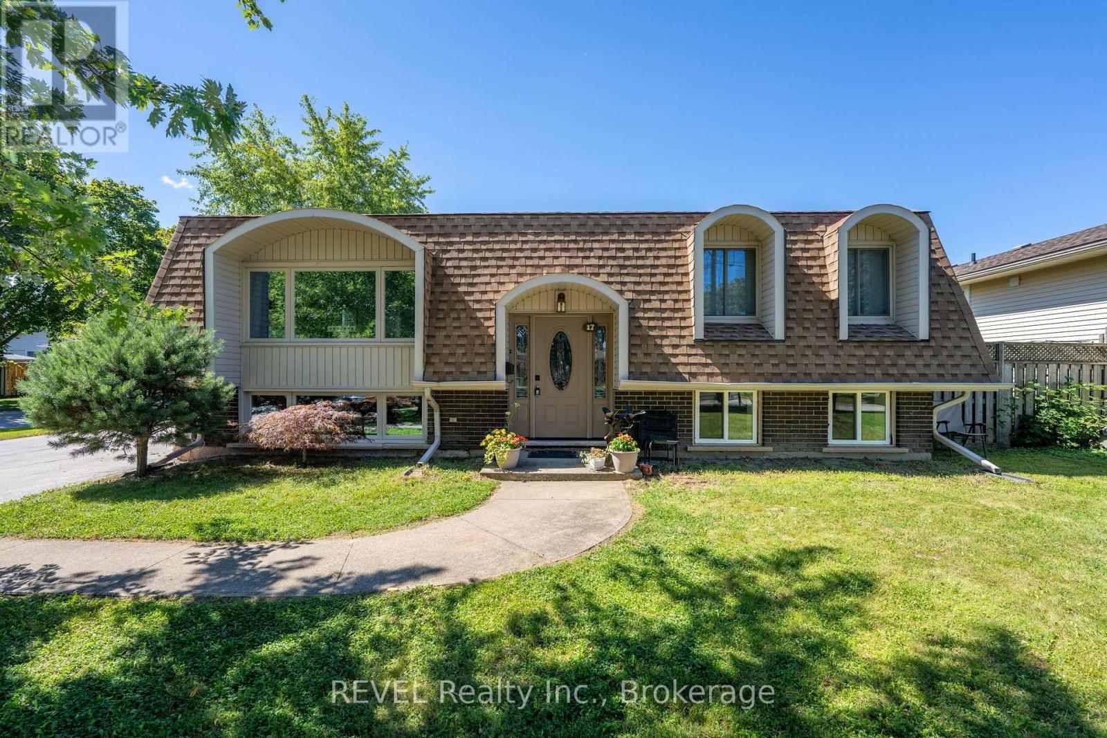 17 RAMSEY STREET, St. Catharines, Ontario
