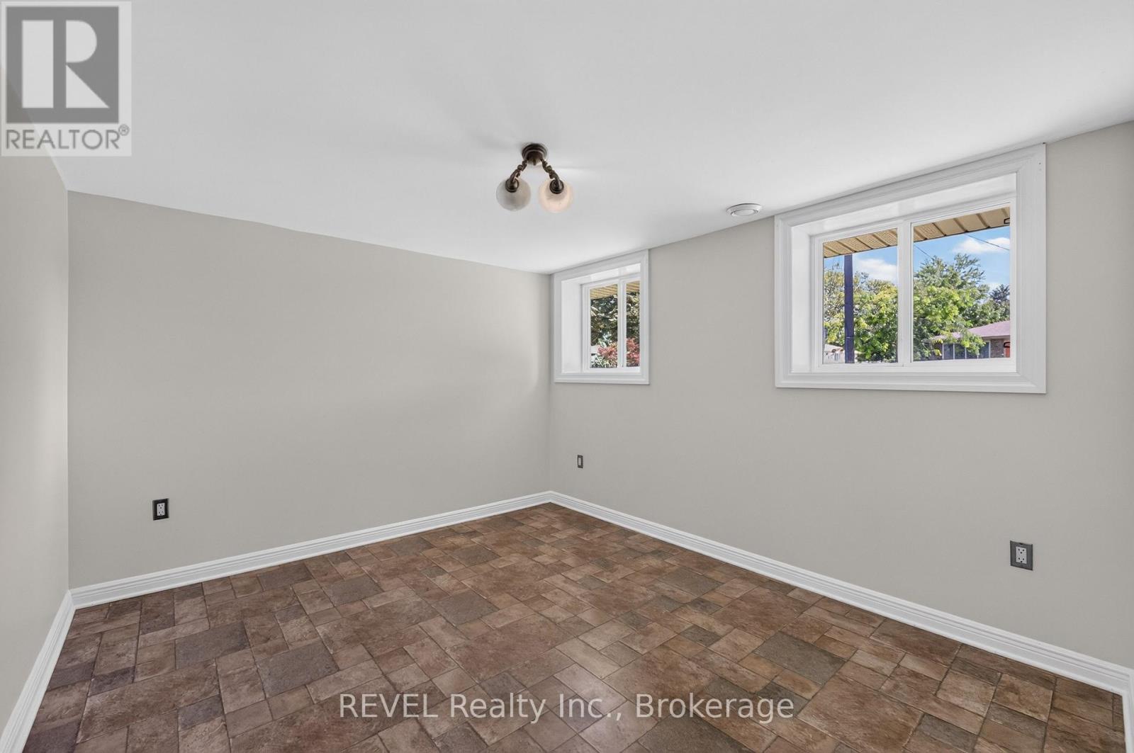 17 Ramsey Street, St. Catharines, Ontario  L2N 2K3 - Photo 21 - X13758180