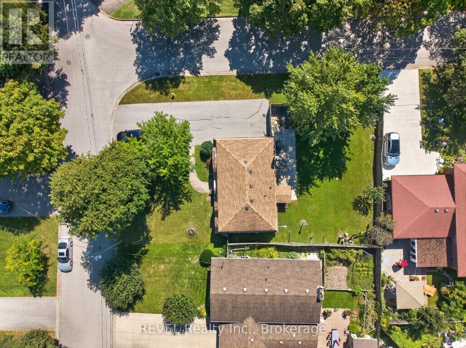 17 Ramsey Street, St. Catharines, Ontario  L2N 2K3 - Photo 6 - X13758180