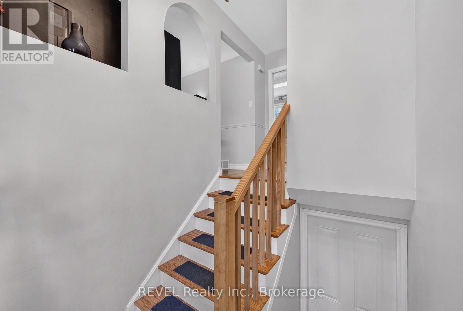 17 Ramsey Street, St. Catharines, Ontario  L2N 2K3 - Photo 8 - X13758180