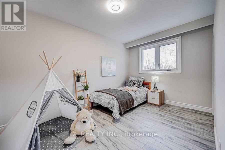47 Greyhound Drive, Toronto, Ontario  M2H 1K2 - Photo 10 - C13758230