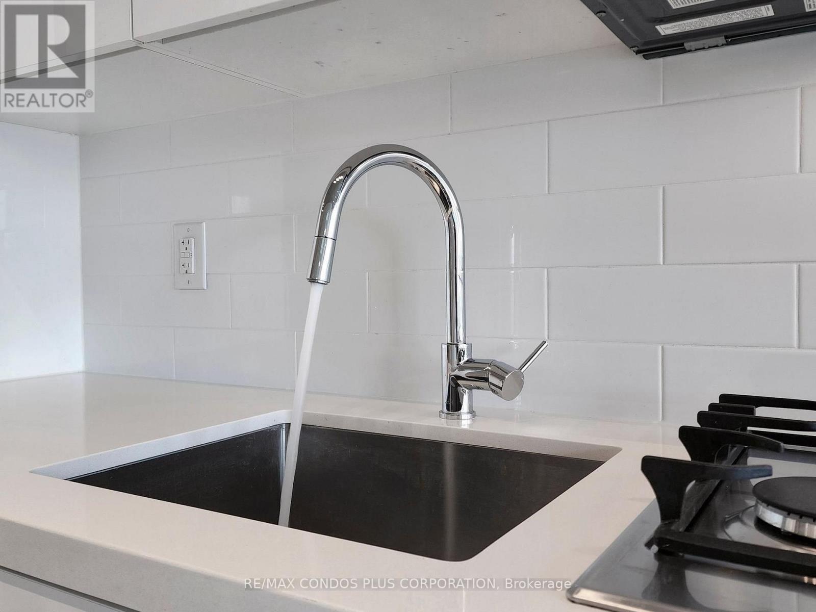 1110 - 55 Ontario Street, Toronto, Ontario  M5J 2V3 - Photo 18 - C13758234