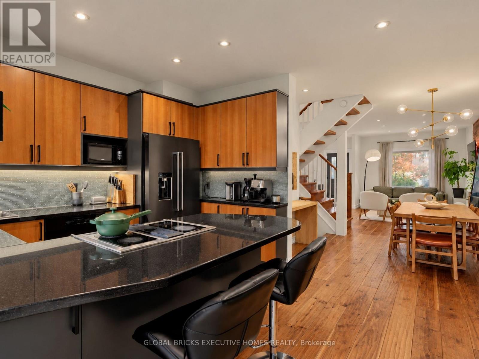 158 Fulton Avenue, Toronto, Ontario  M4K 1Y3 - Photo 13 - E13758112