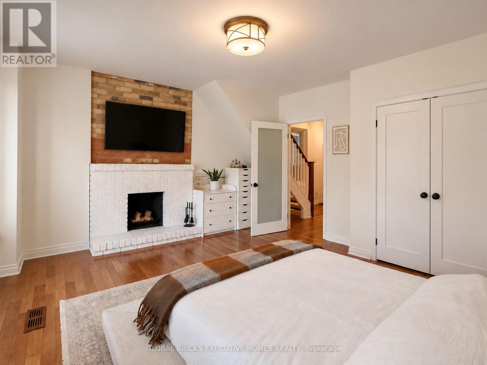 158 Fulton Avenue, Toronto, Ontario  M4K 1Y3 - Photo 16 - E13758112