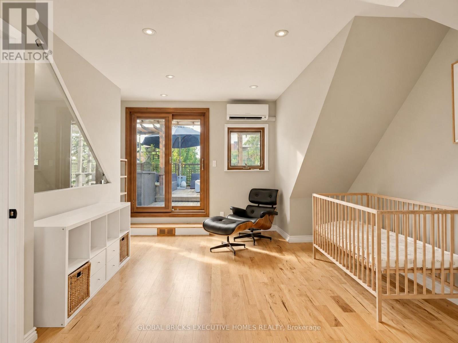 158 Fulton Avenue, Toronto, Ontario  M4K 1Y3 - Photo 21 - E13758112