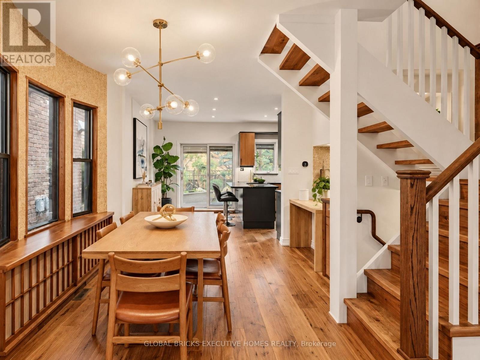 158 Fulton Avenue, Toronto, Ontario  M4K 1Y3 - Photo 9 - E13758112