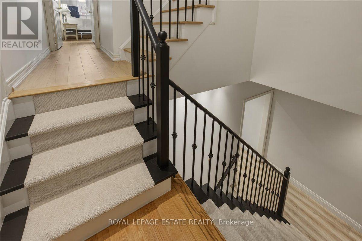 145 Boardwalk Drive, Toronto, Ontario  M4L 3X9 - Photo 16 - E13758190