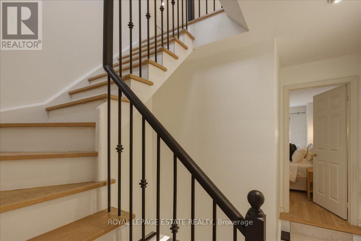 145 Boardwalk Drive, Toronto, Ontario  M4L 3X9 - Photo 26 - E13758190