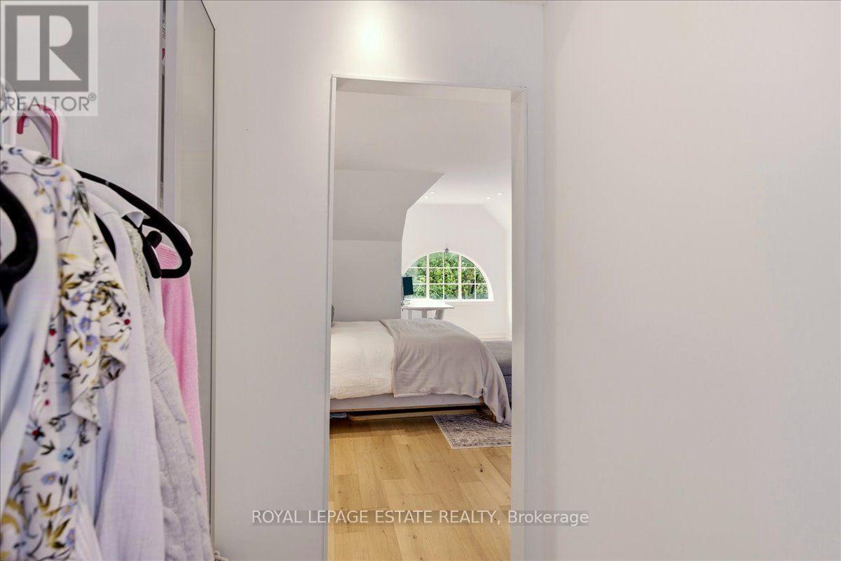 145 Boardwalk Drive, Toronto, Ontario  M4L 3X9 - Photo 29 - E13758190