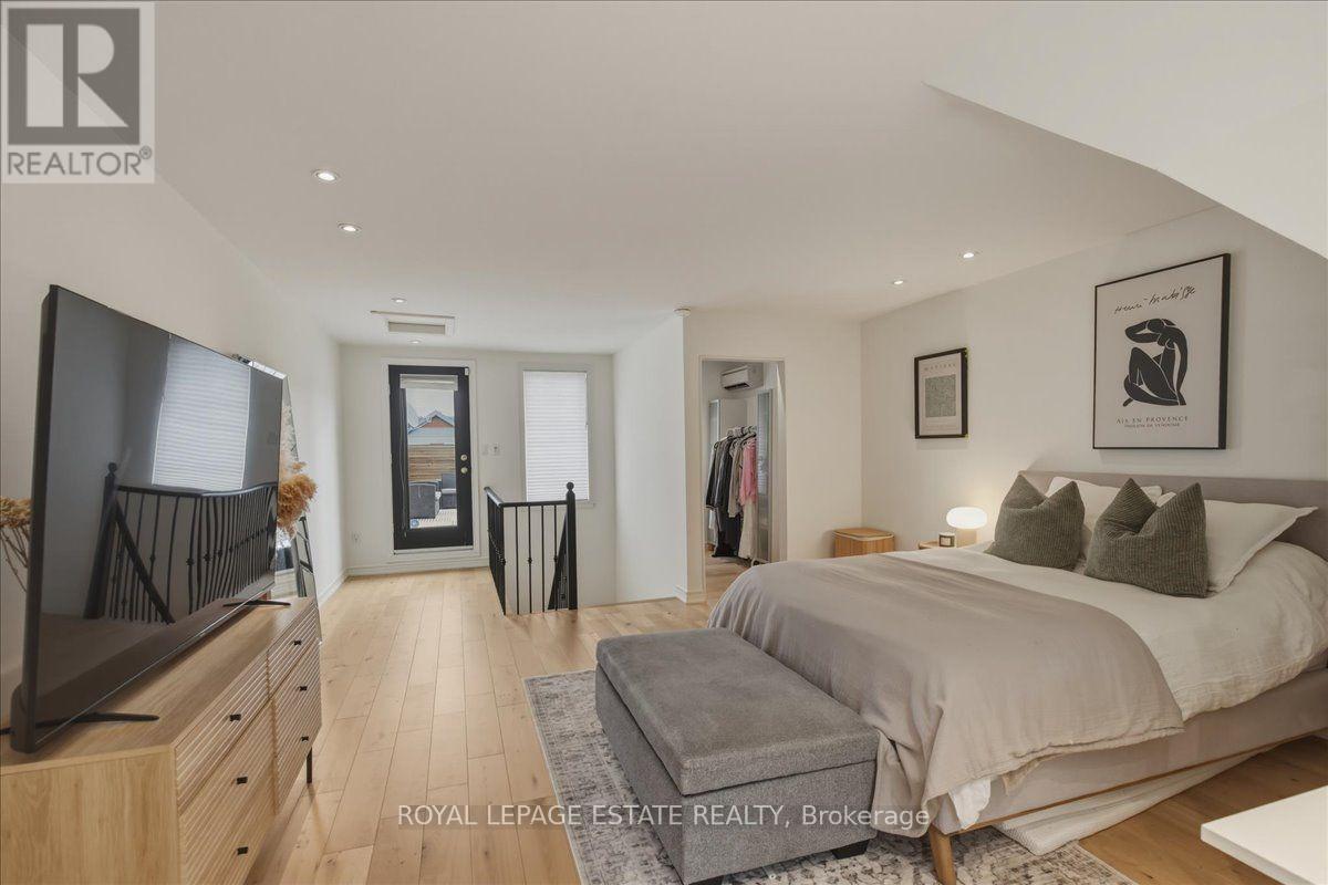 145 Boardwalk Drive, Toronto, Ontario  M4L 3X9 - Photo 30 - E13758190